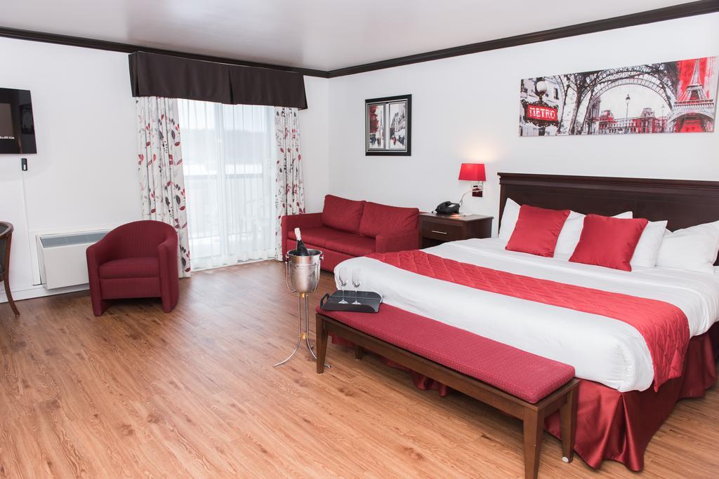 Hotel Le Floral Sherbrooke Bagian luar foto