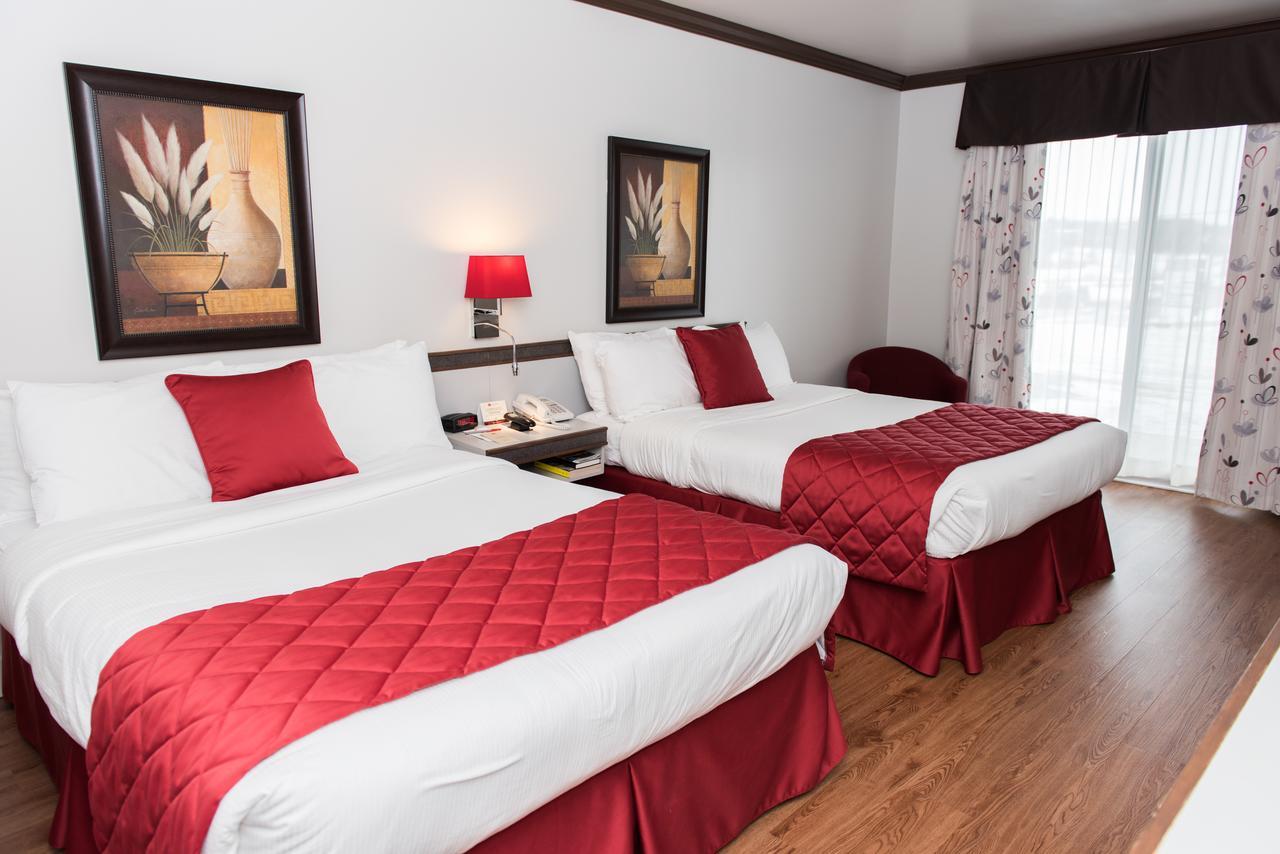 Hotel Le Floral Sherbrooke Bagian luar foto